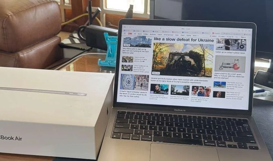 Apple MacBook Air (Apple M1 Chip/8GB/256GB SSD/macOS Sequoia 15.6 HSN 8471
